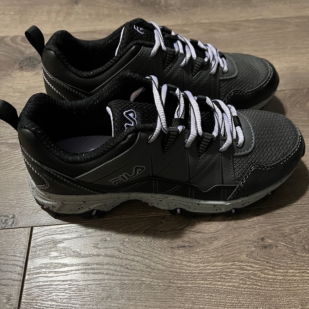 Fila Outdoor At Peak Sneakers Size Womens  6.5 New - Picture 4 of 6